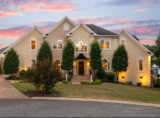 105 S Governors Cv, Hendersonville, TN 37075