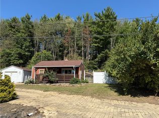 978 Center Rd, East Liverpool, OH 43920