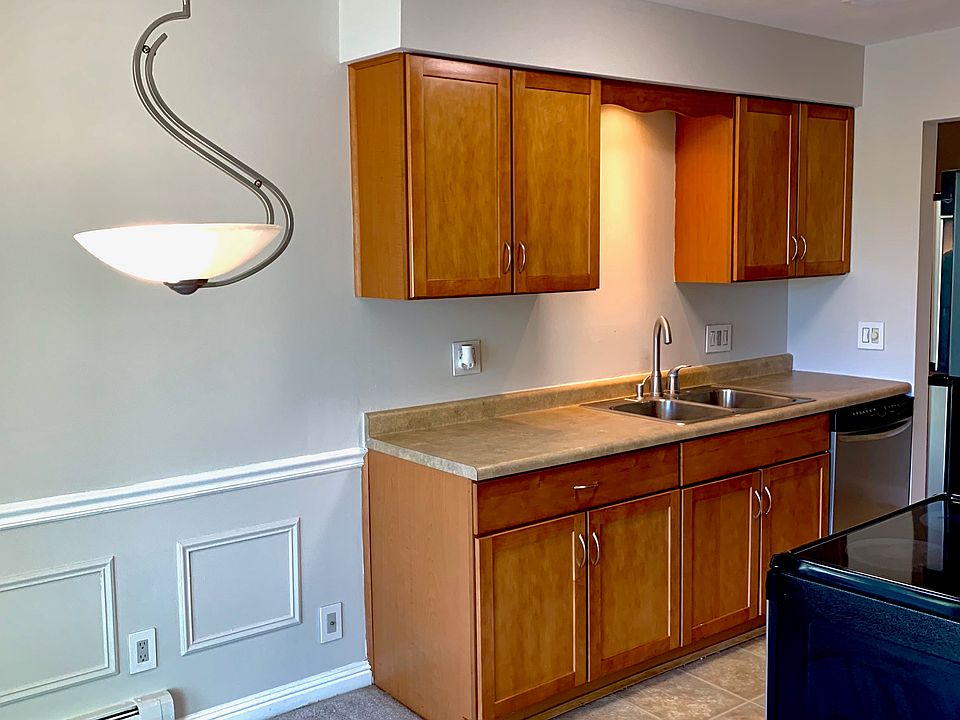 1st image of 775 Wagner Dr APT 7