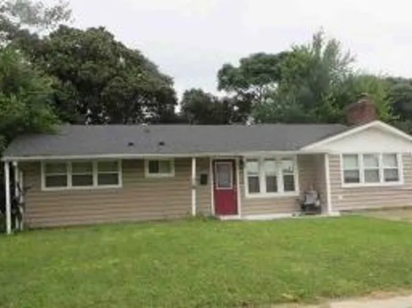 1976 Kingston Ave, Norfolk, VA 23503