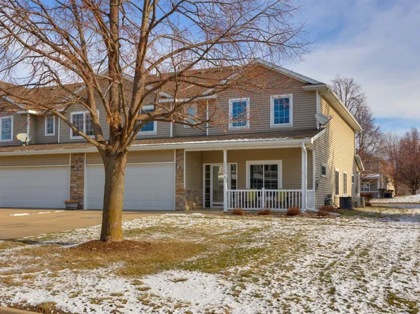 10525 Hickory Dr APT 8, Urbandale, IA 50322