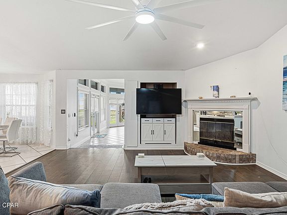 3rd image of 1929 Jessica Way