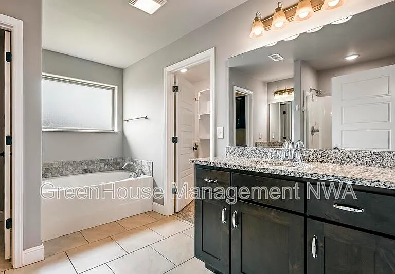 971 Redfree Dr — Photo 13