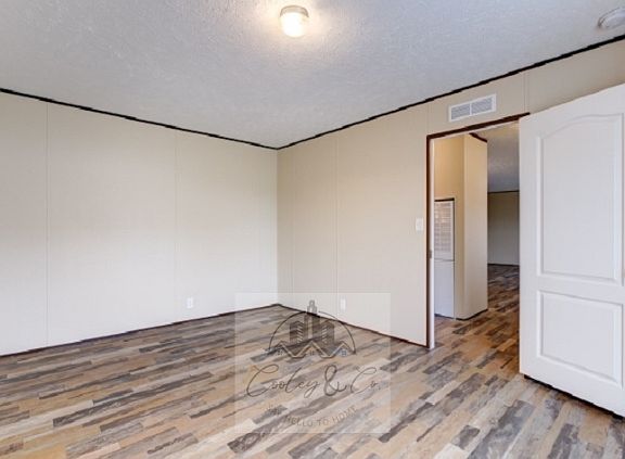 4th image of 149 Luart Dr