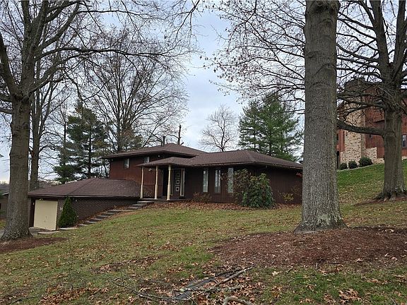 4th image of 50 Wellesley Dr