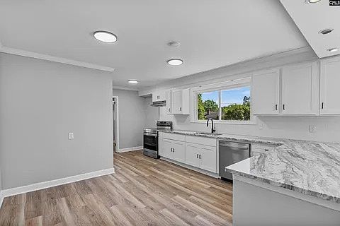 3rd image of 7445 Patricia Dr