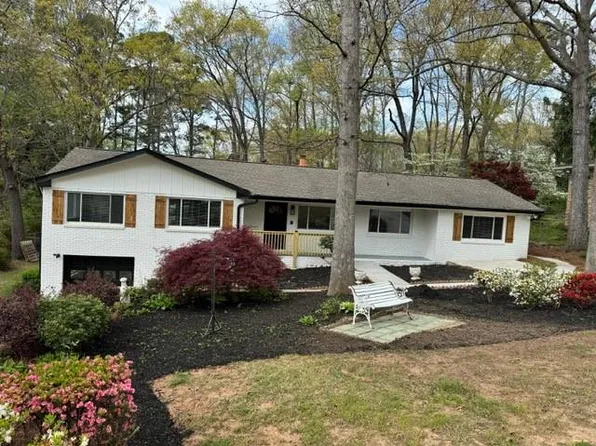 1143 Rebel Ridge Dr, Marietta, GA 30062