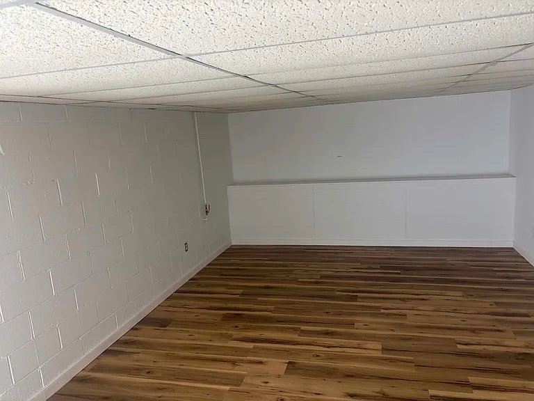 631 Hollywell Ave — Photo 14