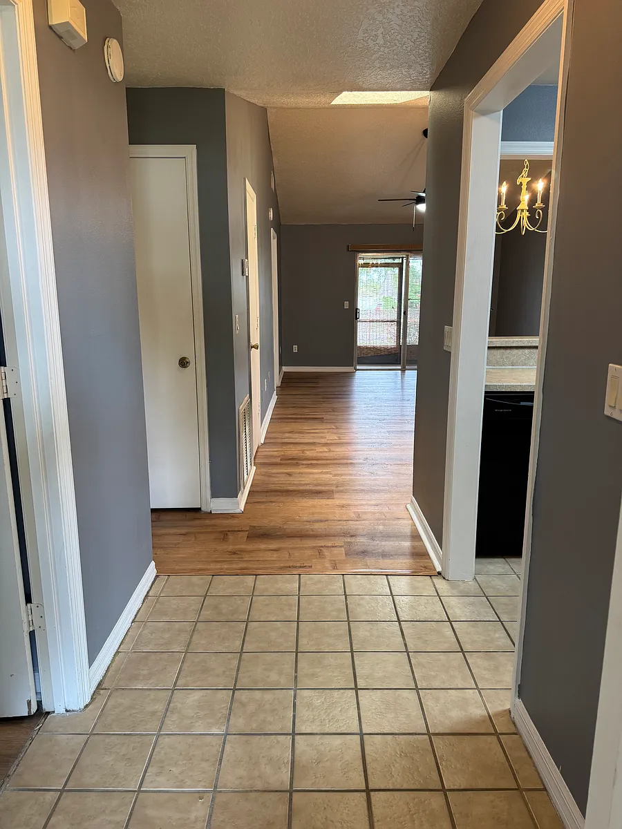 Building Photo - 174 Hill St #174