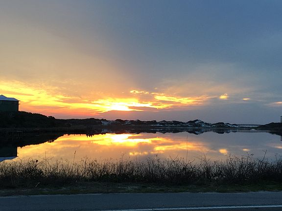 Enjoy lake sunset bike ride
