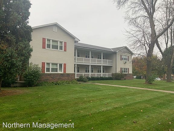 3rd image of 605 W Briar Ln #220