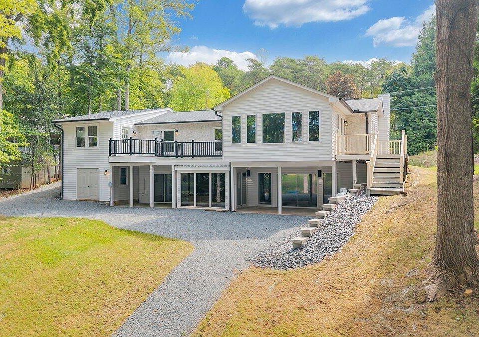 1st image of 320 Fingerlake Rd