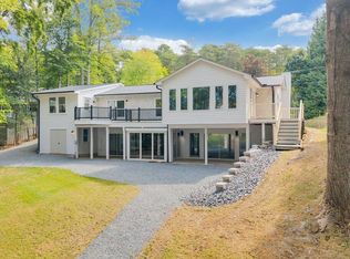 320 Fingerlake Rd, Penhook, VA 24137