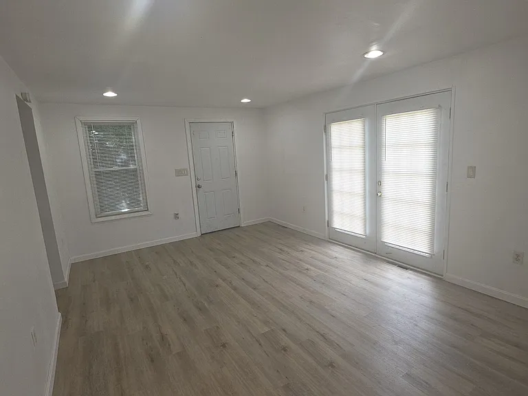 600 Henderson Ave #3 — Photo 12