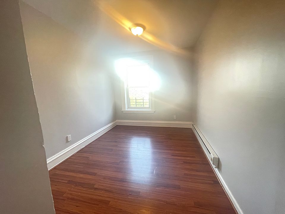 2nd image of 587 Martin Luther King Jr Blvd #3E