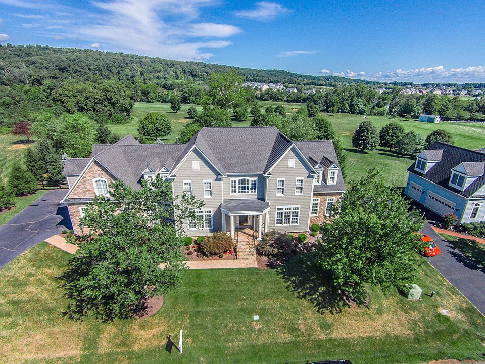 1st image of 41600 Swiftwater Dr