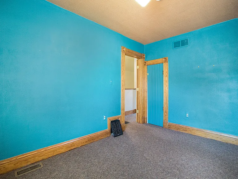 529 S Ashley St — Photo 21