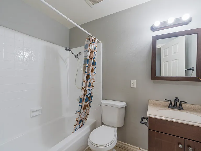 2044 N Avenida Vista Monte 1 #2-DEL — Photo 8