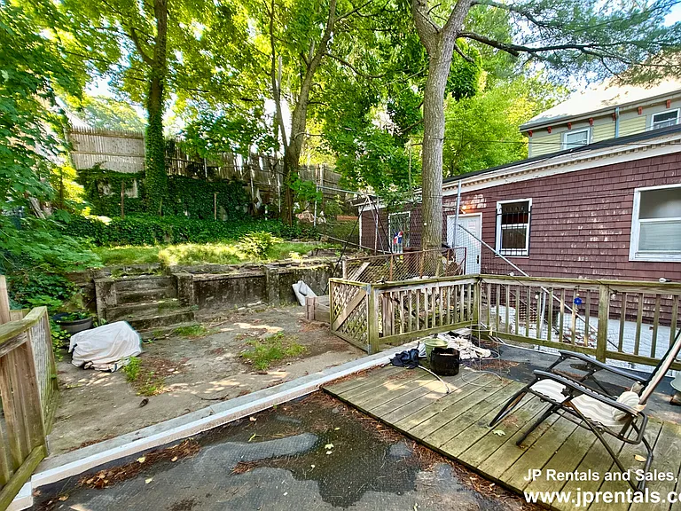 388 Centre St #2 — Photo 7