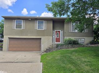615 N Poplar St, Creston, IA 50801