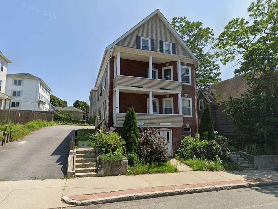 1st image of 86 Plantation St #2