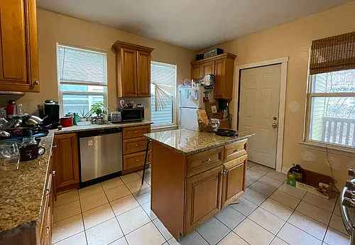 8 Eldora St Photo 1