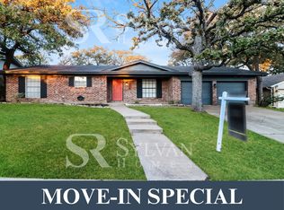 2316 Charred Wood Dr, Arlington, TX 76016