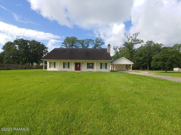 8223 Meadow Ln, Abbeville, LA 70510