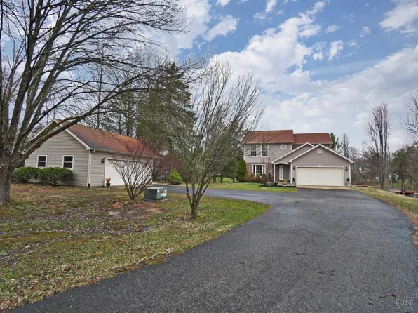 52 Waynoka Dr, Lake Waynoka, OH 45171