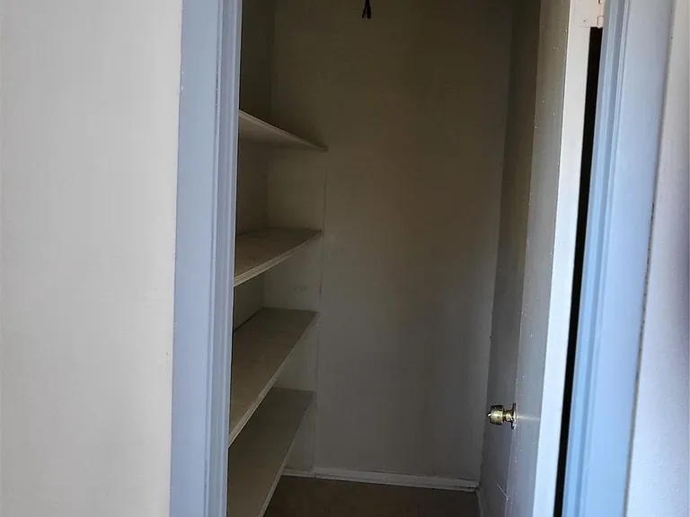 713 Carol Lynn Dr — Photo 10
