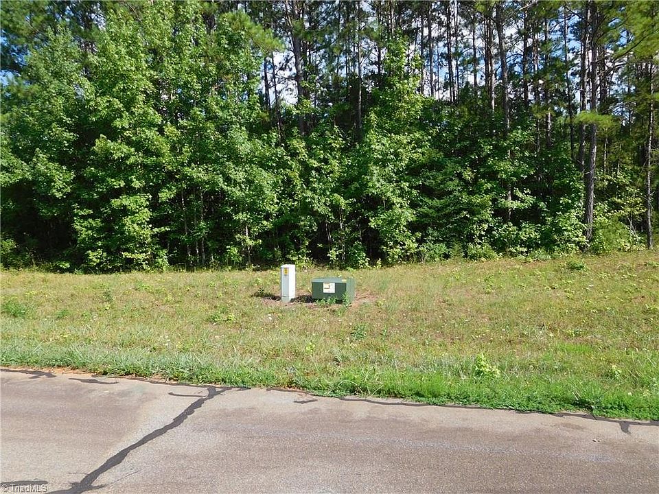 1st image of 141 Madison Meadows Ln