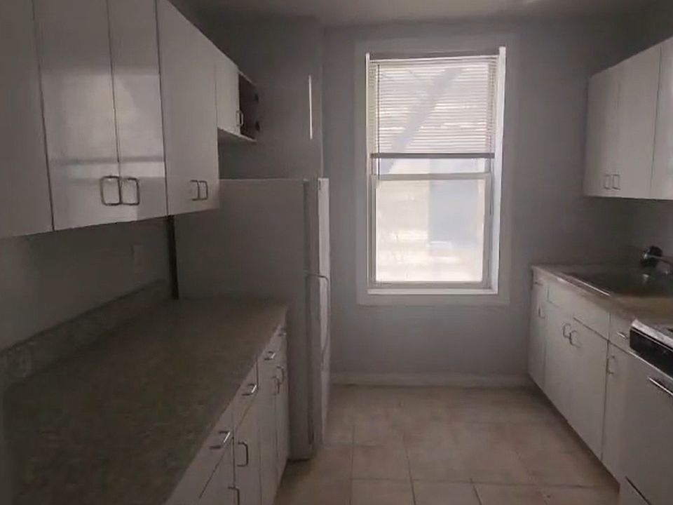 1st image of 66 Glenwood Ave #11E