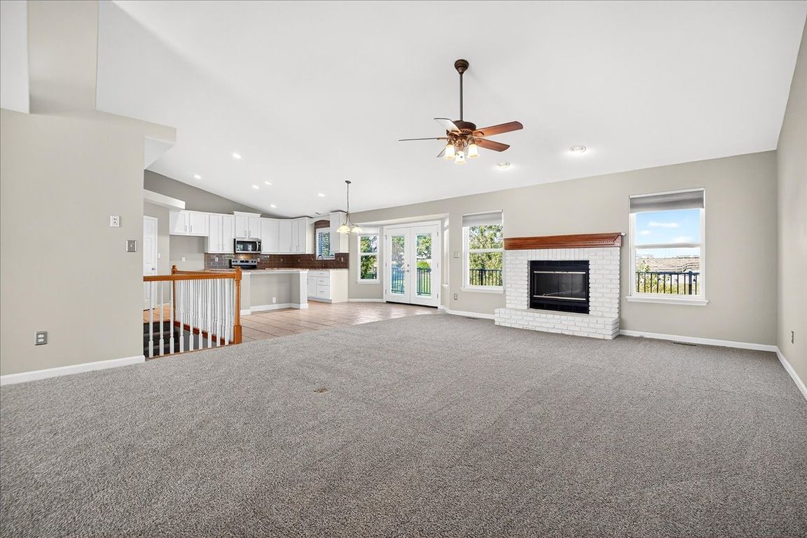 next background image