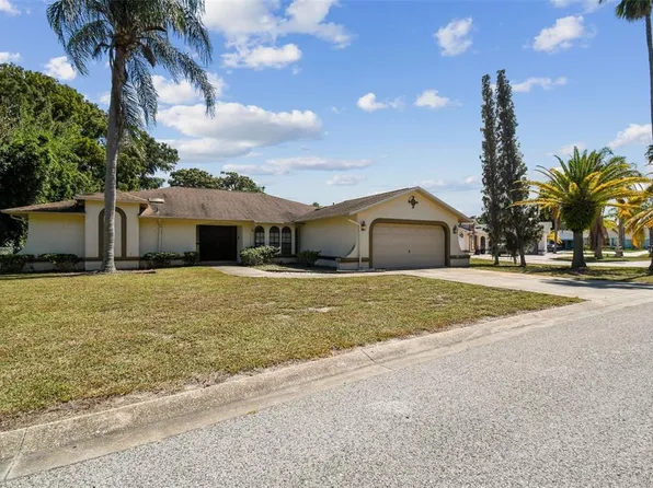 13408 Whitby Rd, Hudson, FL 34667