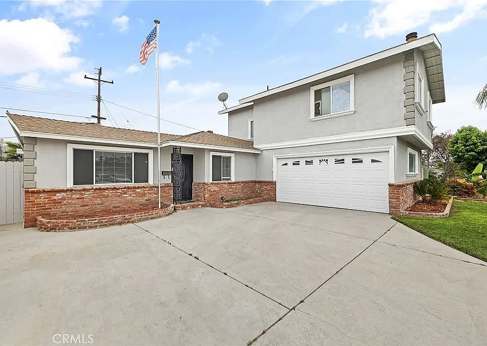 1st image of 14618 Rayfield Dr #1