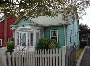 14 Grayson Ln, Newton, MA 02462