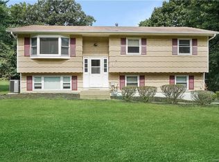 9 Fairway Oval, Spring Valley, NY 10977