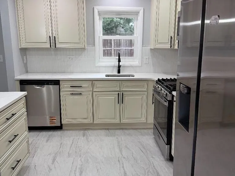 11 Saville Row — Photo 2