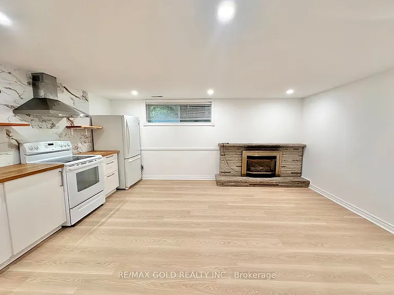 41 Fleetwell Ct #BASEMENT — Photo 5
