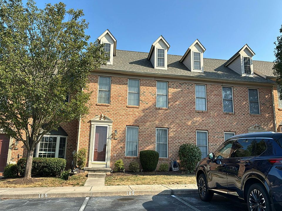 1st image of 165 Hunters Ridge Dr