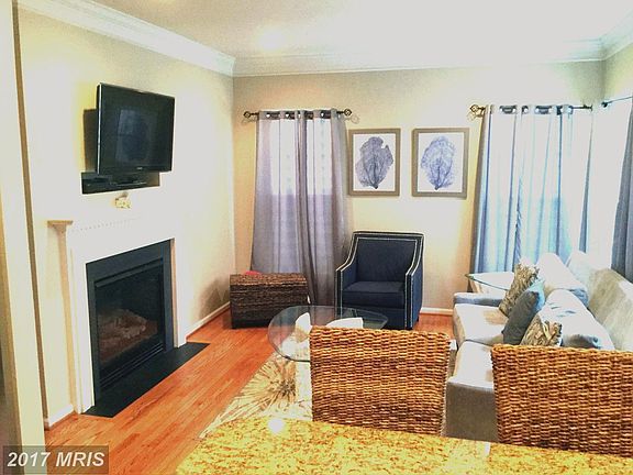 4th image of 9165 Stonegarden Dr