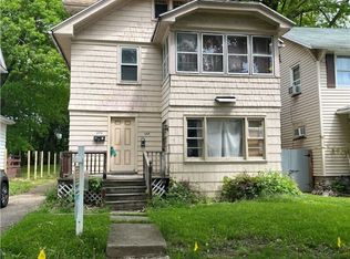 588-590 Augustine St, Rochester, NY 14613