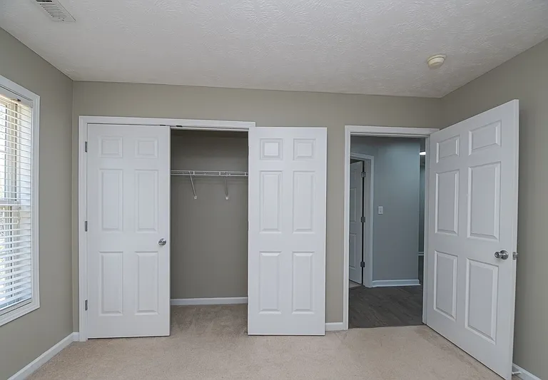 3401 Connection Dr — Photo 18