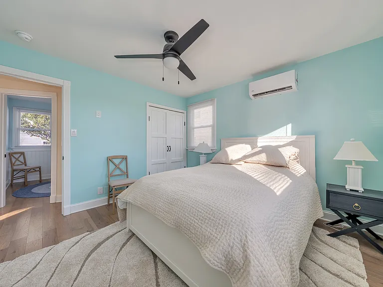 216 Sunray Beach Rd — Photo 8