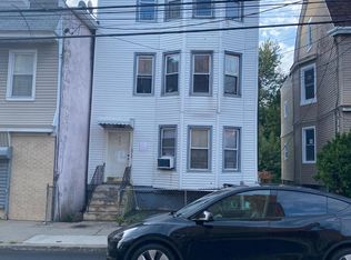 607 Grove St FLOOR 3, Irvington, NJ 07111