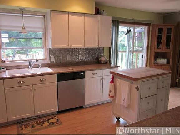 3rd image of 26775 Potomac St NE