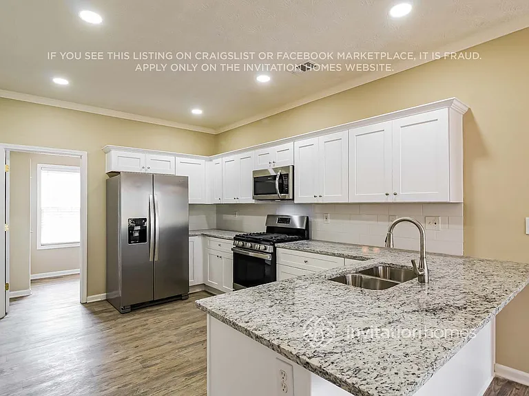 312 Glouchester Dr — Photo 8