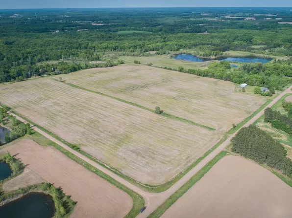 Orchard St, Braham, MN 55006