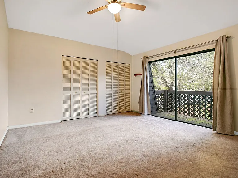 611 Olympic Dr #B-4 — Photo 8
