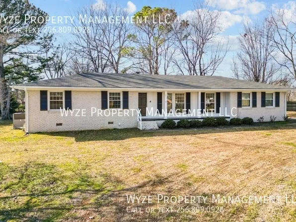 2209 Rothmore Dr SW, Huntsville, AL 35803